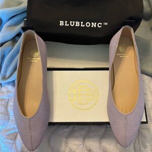 Bubbling Women's Flats-Color Lilac-size 9.5-NWT